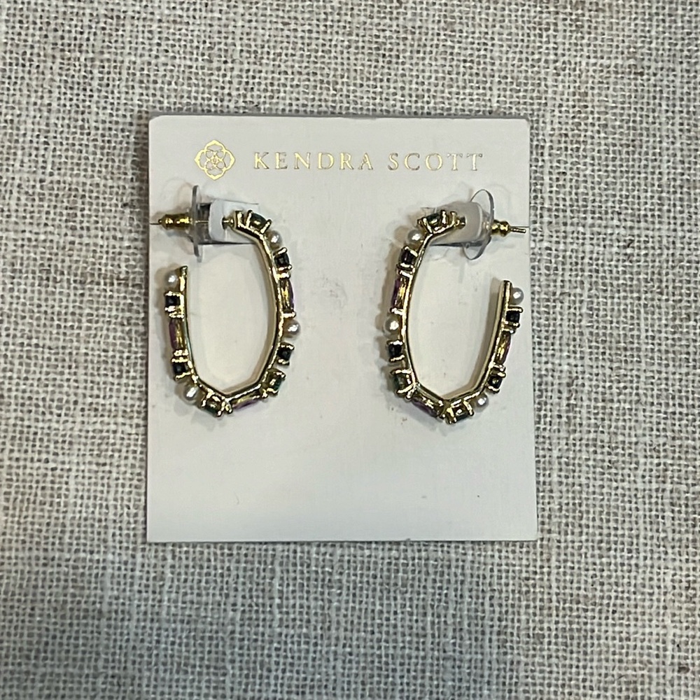 Multicolor Kendra Scott earrings!